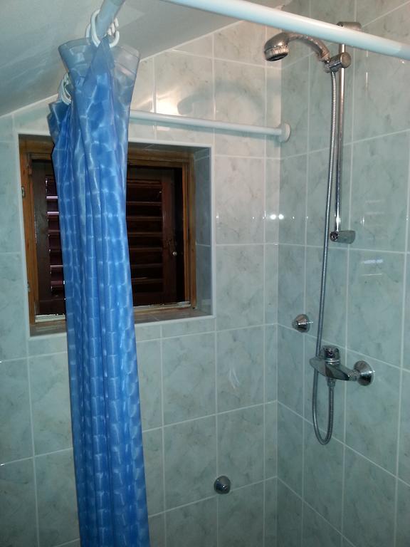 Guesthouse Lidija Kukljica Oda fotoğraf