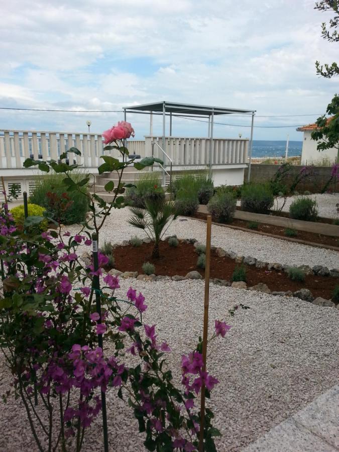 Guesthouse Lidija Kukljica Dış mekan fotoğraf